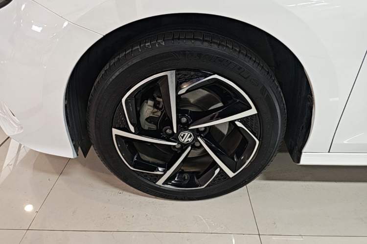 Used MG 5 2021 300TGI DCT Elegant Luxury Edition Left Front Wheel Hub