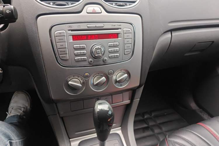 Used Ford Focus 2013 Hatchback Classic 1.8L Automatic Base Model