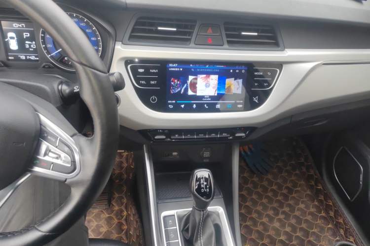 Used Geely Auto Vision X3 2019 Upgraded Model 1.5L CVT Prestige Version