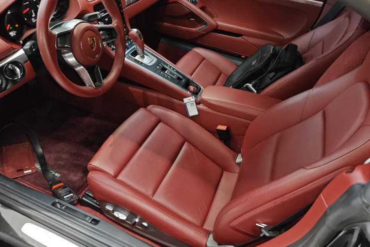 Used Porsche 718 2022 Boxster 2.0T
