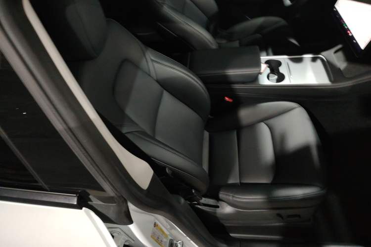 Used Tesla Model Y 2022 Revised Version Long-Range All-Wheel Drive
