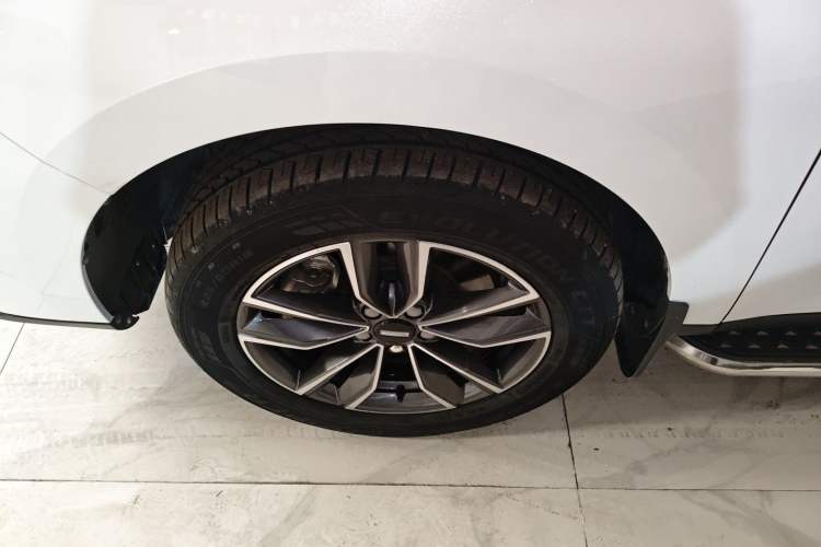 Used Wey VV5 2021 1.5T Two-Wheel Drive Color Pioneer