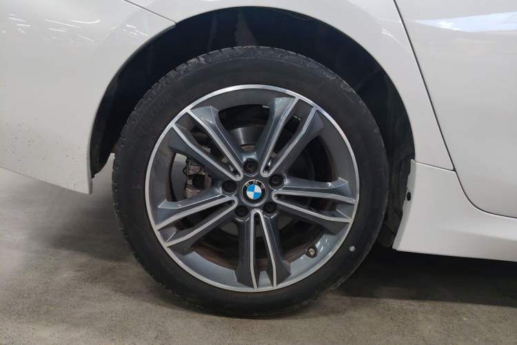 Used BMW 1 Series 2022 120i M Sport Edition Right Rear Wheel Hub