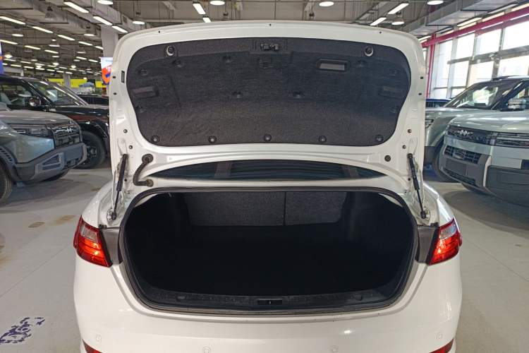 Used Bestune B70 2014 1.8T Automatic Sport Premium Edition
