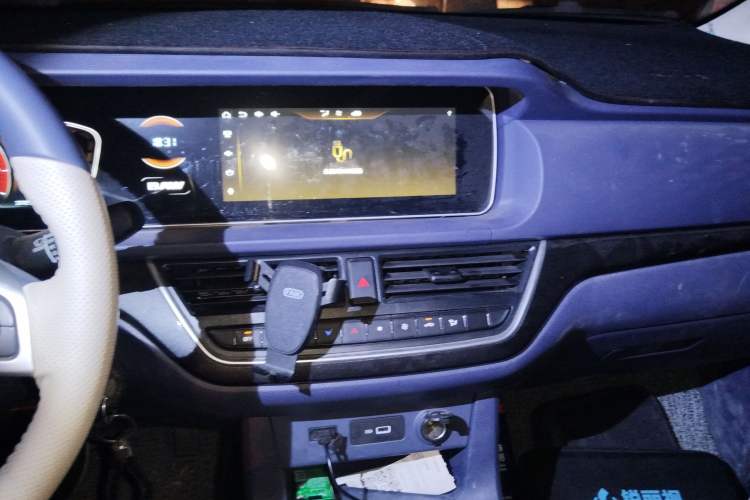 Used BAW Ruisheng Ace M7 2025 2.0L Manual Long Wheelbase Comfort Version 6/7 Seats
