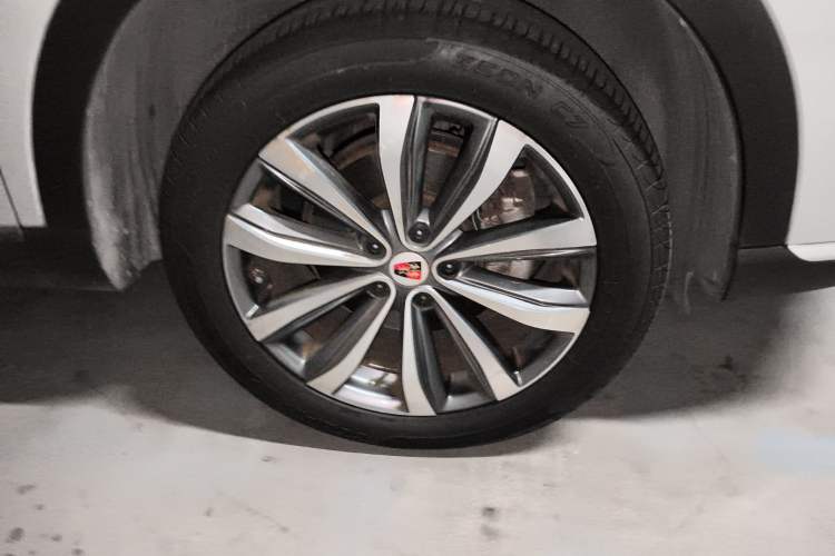 Used Roewe RX5 MAX 2019 300TGI Automatic Smart Cabin Luxury Edition Right Front Wheel Hub