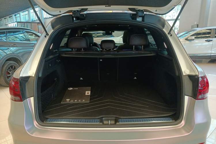 Used Mercedes-Benz GLC 2020 GLC 260 L 4MATIC Luxury Model