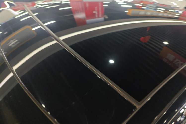 Used Jaguar XFL 2021 XFL 2.0T P250 Two-Wheel-Drive Luxury Deluxe Edition
