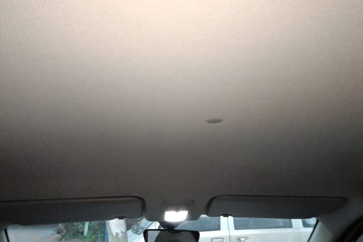 Used Wuling Hongguang MINIEV 2025 Four-Door Version Advanced Edition Headliner