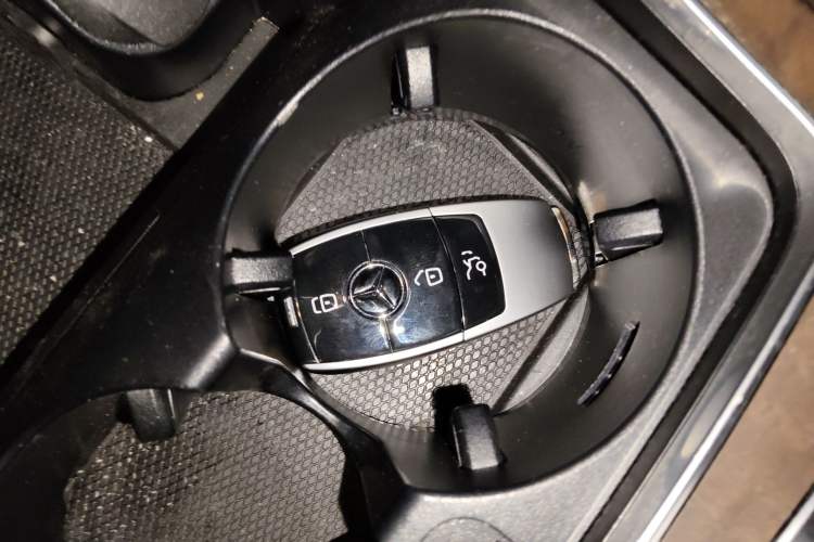 Used Mercedes-Benz GLC 2020 Facelift GLC 300 L 4MATIC Dynamic Edition
