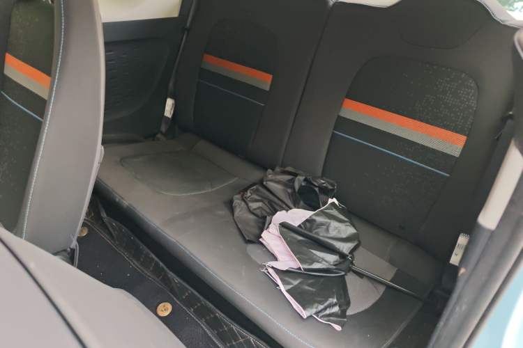 Used Wuling Hongguang MINIEV 2021 Macaron Premium Model – Lithium Iron Phosphate Left Rear Seat