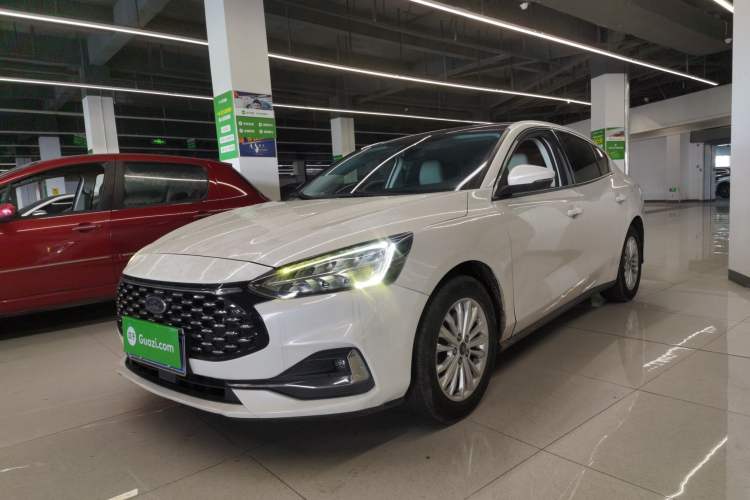 Used Ford Focus 2020 Sedan EcoBoost 180 Automatic Trend Edition