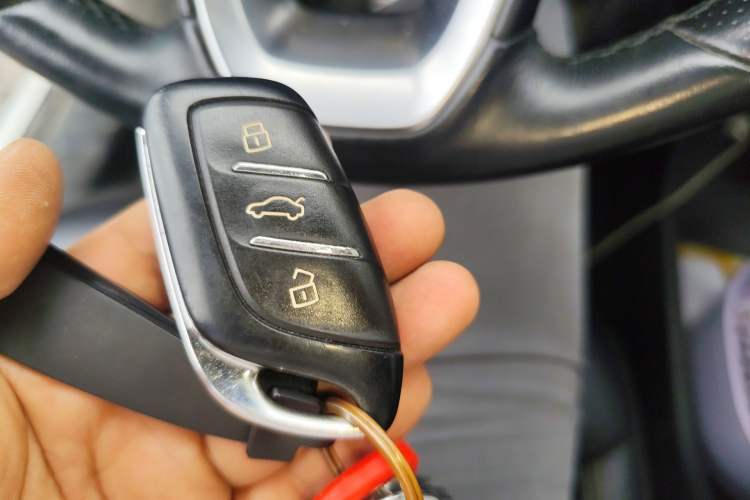 Used Roewe i6 MAX 2020 300TGI Automatic Sporty Cool Edition
