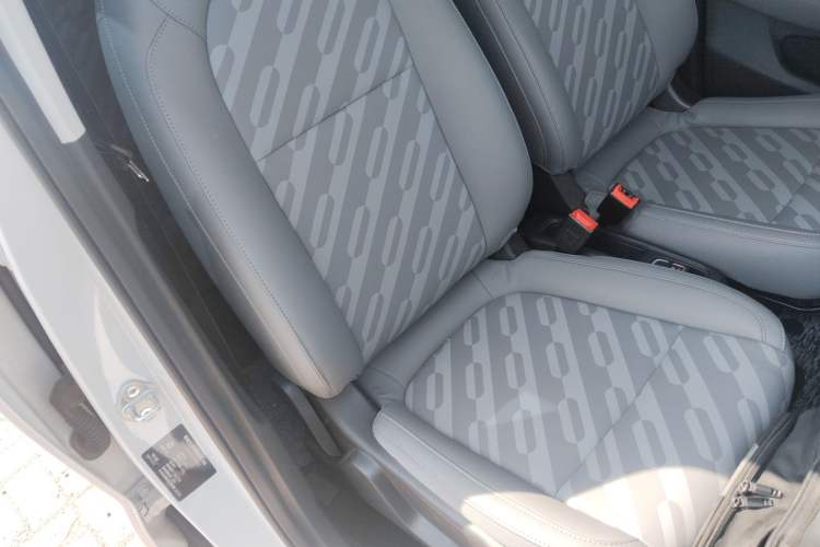 Used Leapmotor T03 2024 403 Comfort Edition Right Front Seat