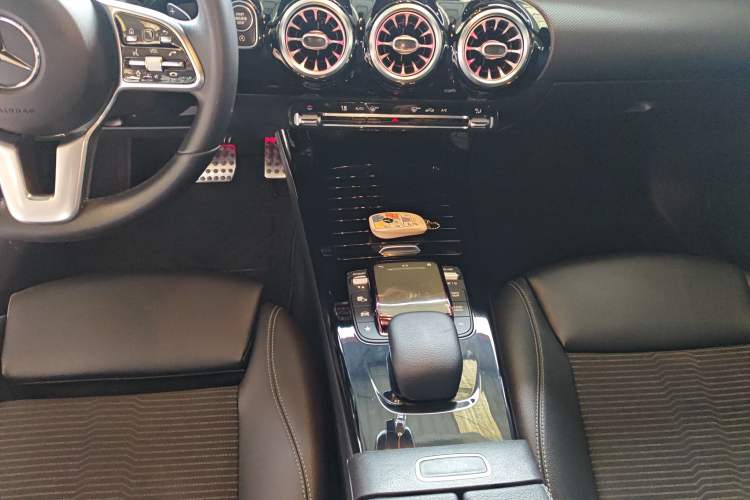 Used Mercedes-Benz A-Class (Import) 2019 A 200 Dynamic Edition
