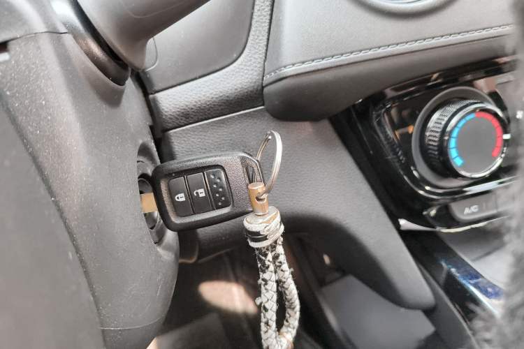 Used Honda XR-V 2015 1.8L EXi CVT Comfort Version Vehicle Key