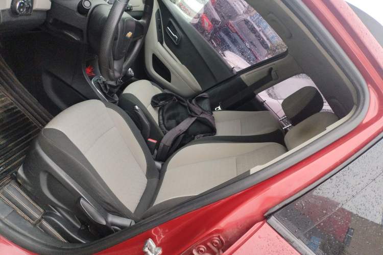 Used Chevrolet Trax 2014 1.4T Manual Two-Wheel Drive Comfort Model Left Front Seat