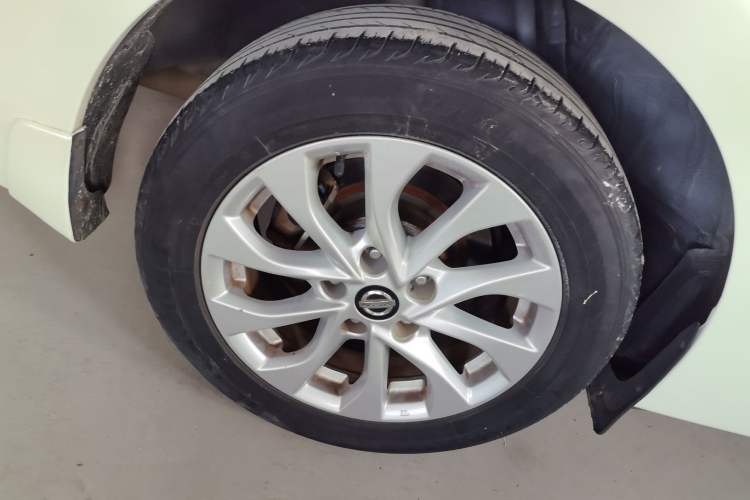 Used Nissan Sylphy 2016 1.6 XL CVT Luxury Edition Exterior 3