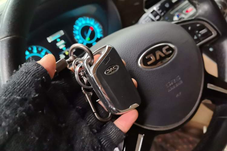 Used JAC Refine L6 MAX 2021 2.0T Automatic Luxury Version
