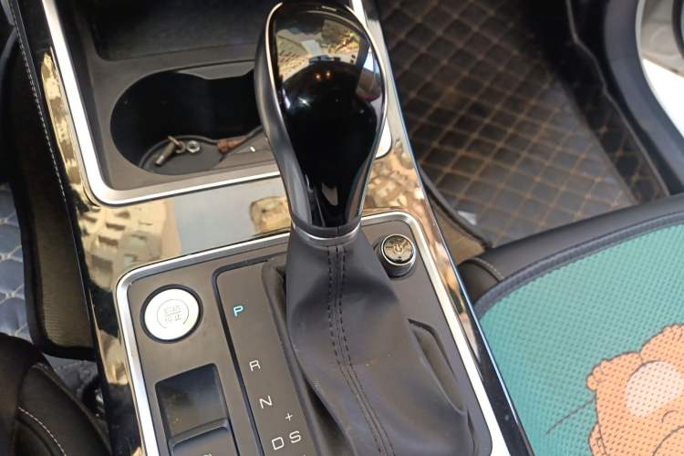 Used BYD Qin 2019 1.5L Automatic Prestige Model Gear Lever