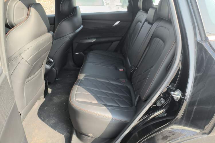 Used CHANGAN CS75 PLUS 2025 4th Generation UItra 2.0T New Blue Whale Smart Intelligent Powertrain Version
