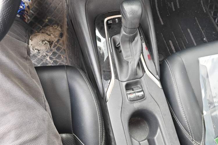 Used Toyota Levin 2022 Dual-Motor 1.8H E-CVT Leading Edition