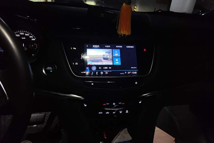 Used Cadillac XT5 2022 2.0T Two-Wheel Drive Luxury Version
