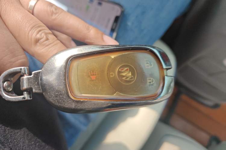 Used Buick GL8 2020 Land Cruiser Executive Class 652T Comfort Model