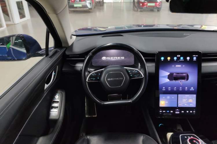 Used SERES SF5 2021 Huawei Smart Selection Four-Wheel Drive Edition Steering Wheel