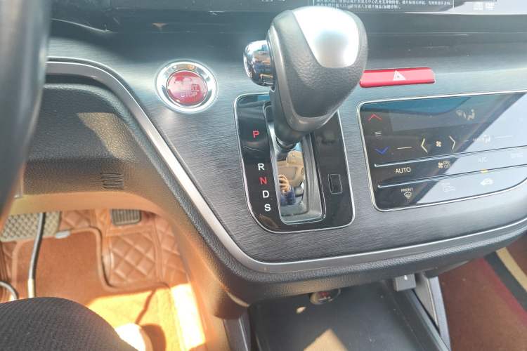 Used Honda Elysion 2016 2.4L Supreme Edition