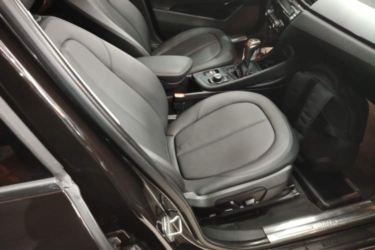 Used BMW X1 2016 sDrive18Li Premium Edition
