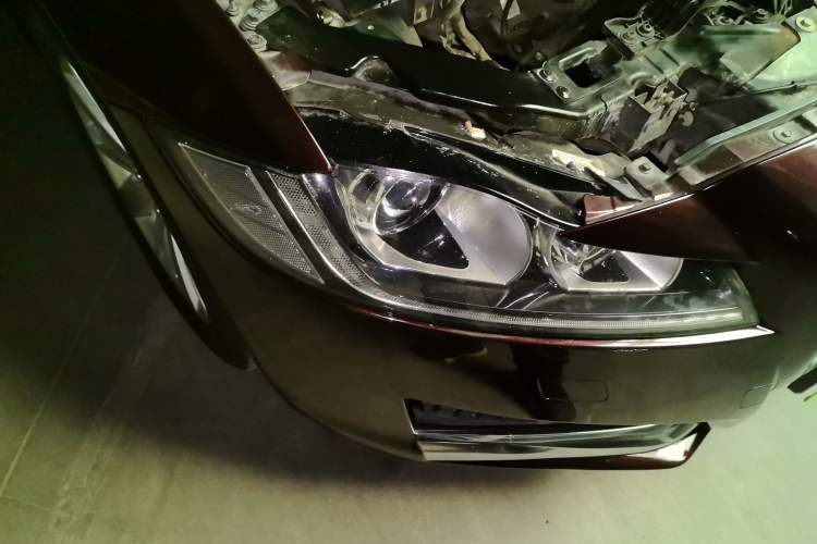 Used Jaguar XFL 2017 XFL 2.0T 240PS Premium Edition Right Front Headlight