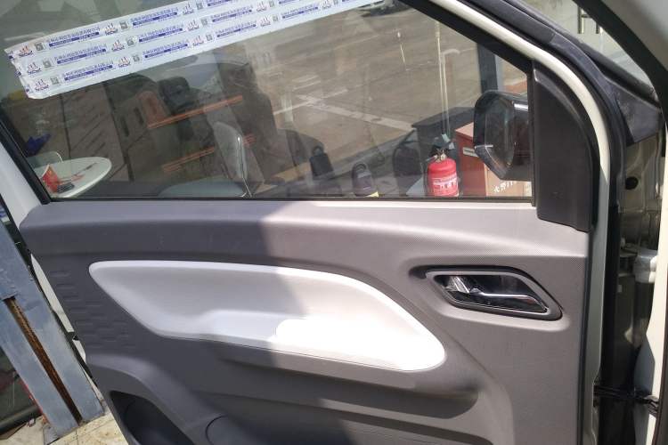 Used Wuling Hongguang MINIEV 2022 Macaron Premium Model – Lithium Iron Phosphate