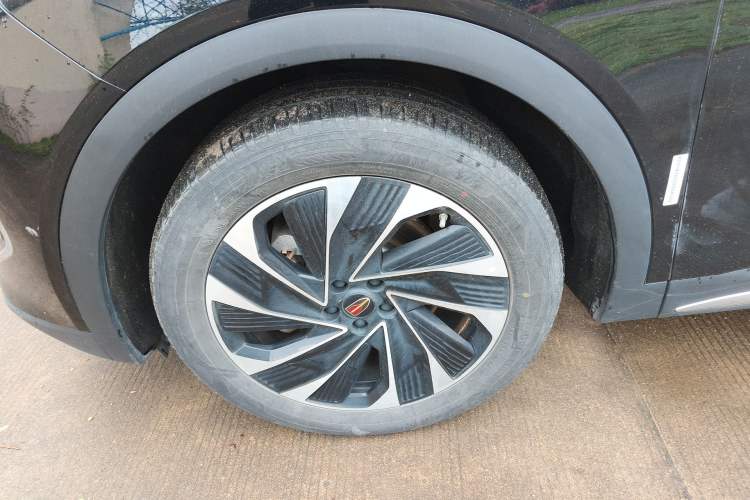 Used Hongqi HS7 PHEV 2024 2.0T PHEV Four-Wheel Drive Flagship Edition 6 Seats