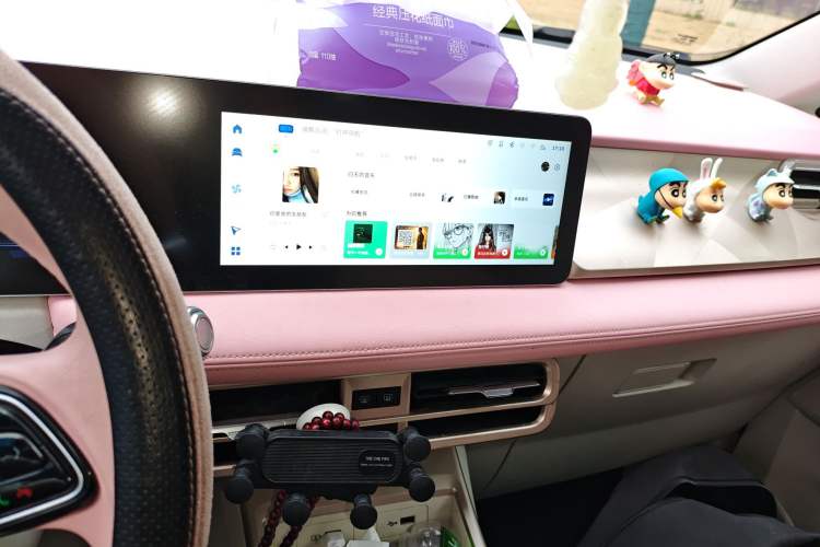 Used Geometry E Firefly 2024 401 km Fluorescent Audio And AC Panel