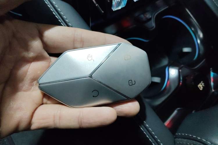 Used Formula Leopard 5 2023 Cloud Ride Flagship Edition Vehicle Key