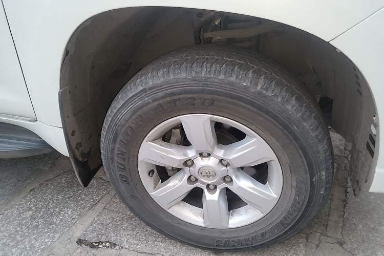 Used Toyota Prado 2016 2.7L Automatic Standard Edition
