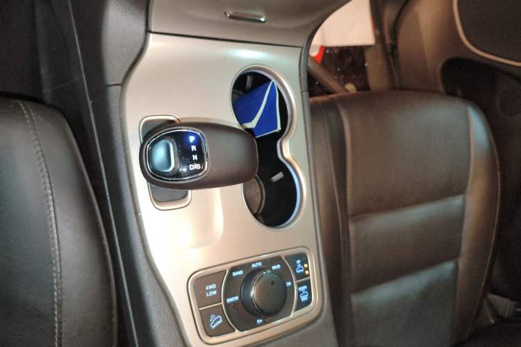 Used Jeep Grand Cherokee 2014 3.0L Flagship Zunyue Edition
