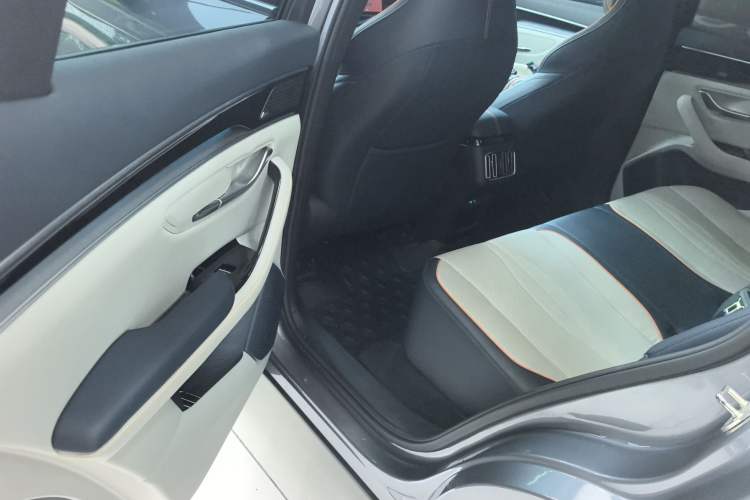 Used BYD Song PLUS New Energy 2021 DM-i 51KM Prestige Model Left Rear Seat