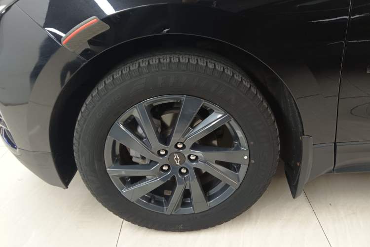 Used Chevrolet Equinox 2022 Mild Hybrid 550T RS Smart Boundary-Setting Edition Left Front Wheel Hub