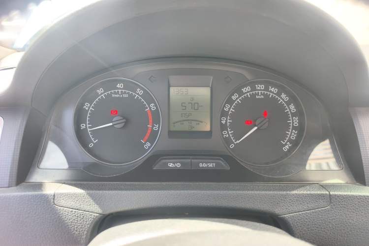 Used Skoda Rapid 2016 1.6L Manual Trend Edition
