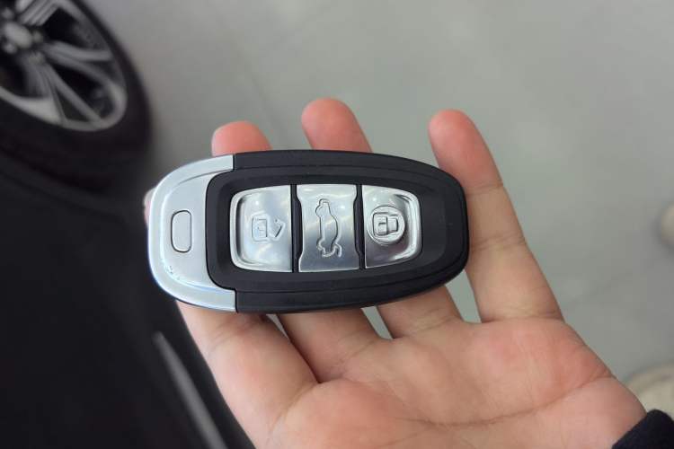 Used Hongqi E-QM5 2021 Charging Version Flagship Edition
