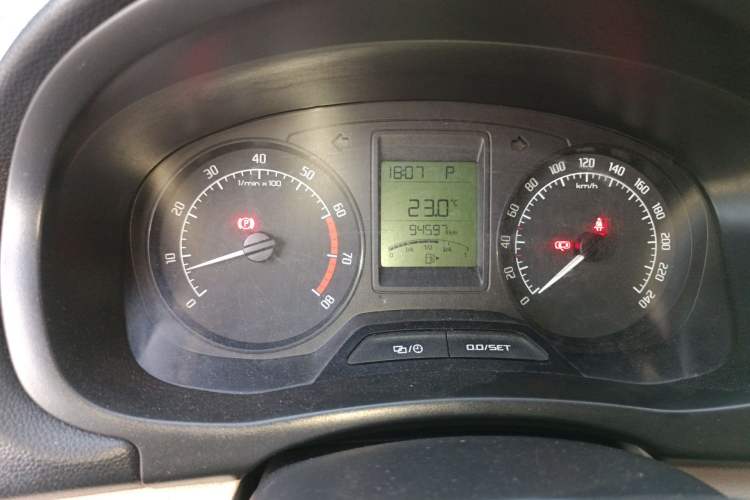 Used Skoda Fabia 2014 1.4L Automatic Crystal Edition Odometer Close Up