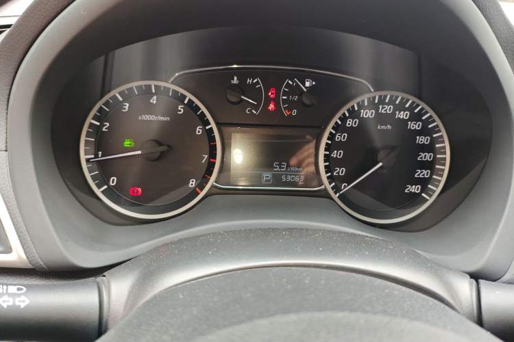Used Nissan Sylphy 2019 1.6XV CVT Smart Connect Luxury Edition China V Standard Odometer Close Up