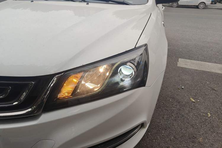 Used Geely Auto Emgrand 2017 Sedan Million Edition 1.5L Manual - Upward Version