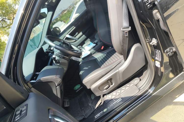 Used Land Rover Discovery Sport 2023 249 PS R-Dynamic S Performance Edition