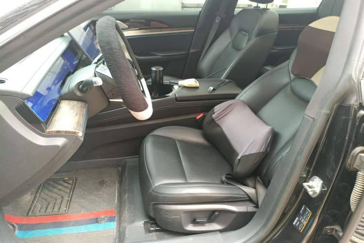 Used NETA S 2022 Extended-Range Version 1160 km Range Rear-Wheel-Drive Compact Edition