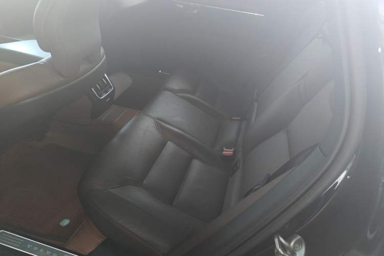 Used Volvo S90 2023 B5 Zhiyuan Luxury Edition