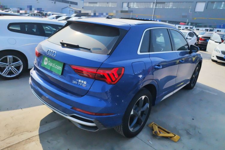 Used Audi Q3 2021 35 TFSI Fashion Dynamic Model
