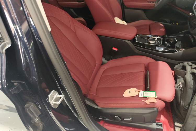 Used BMW iX3 2024 Leading Type Right Front Seat